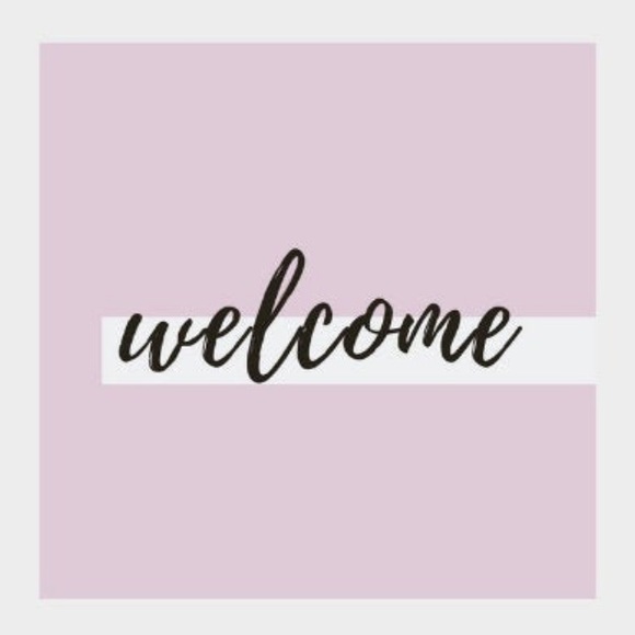 Welcome to my closet! - Picture 1 of 1